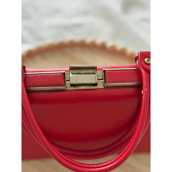 Vintage Red Structured Frame Bag Mid-Century - Picture 4 of 14